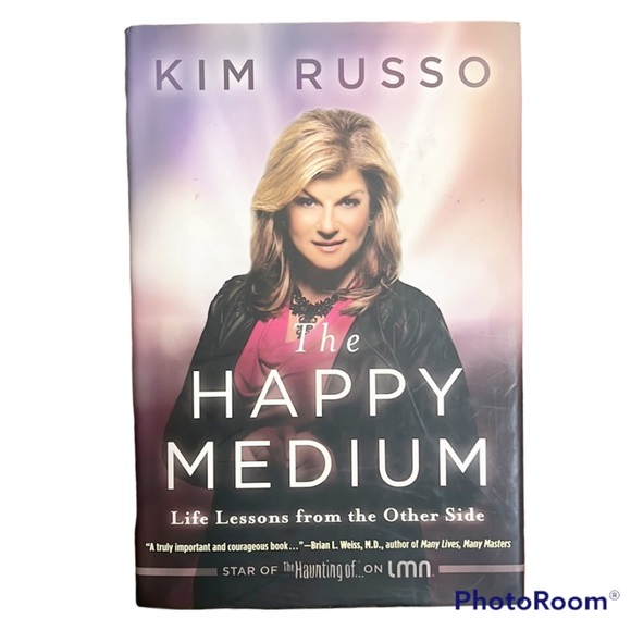 Kim Russo The Happy Medium Life Lessons From The Other Side Book - Picture 1 of 3
